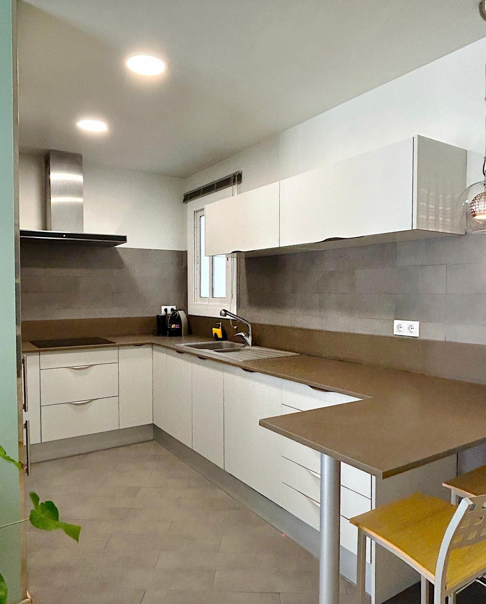 Abbott Apartment - 1 Min From The Beach - 100M2 - Sleeps 8 Sitges Exterior foto